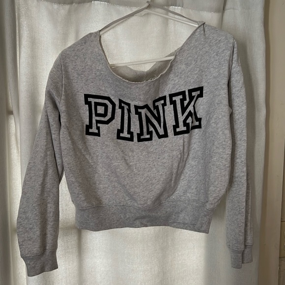 Victoria Secret - Pink cropped pullover - Picture 1 of 1